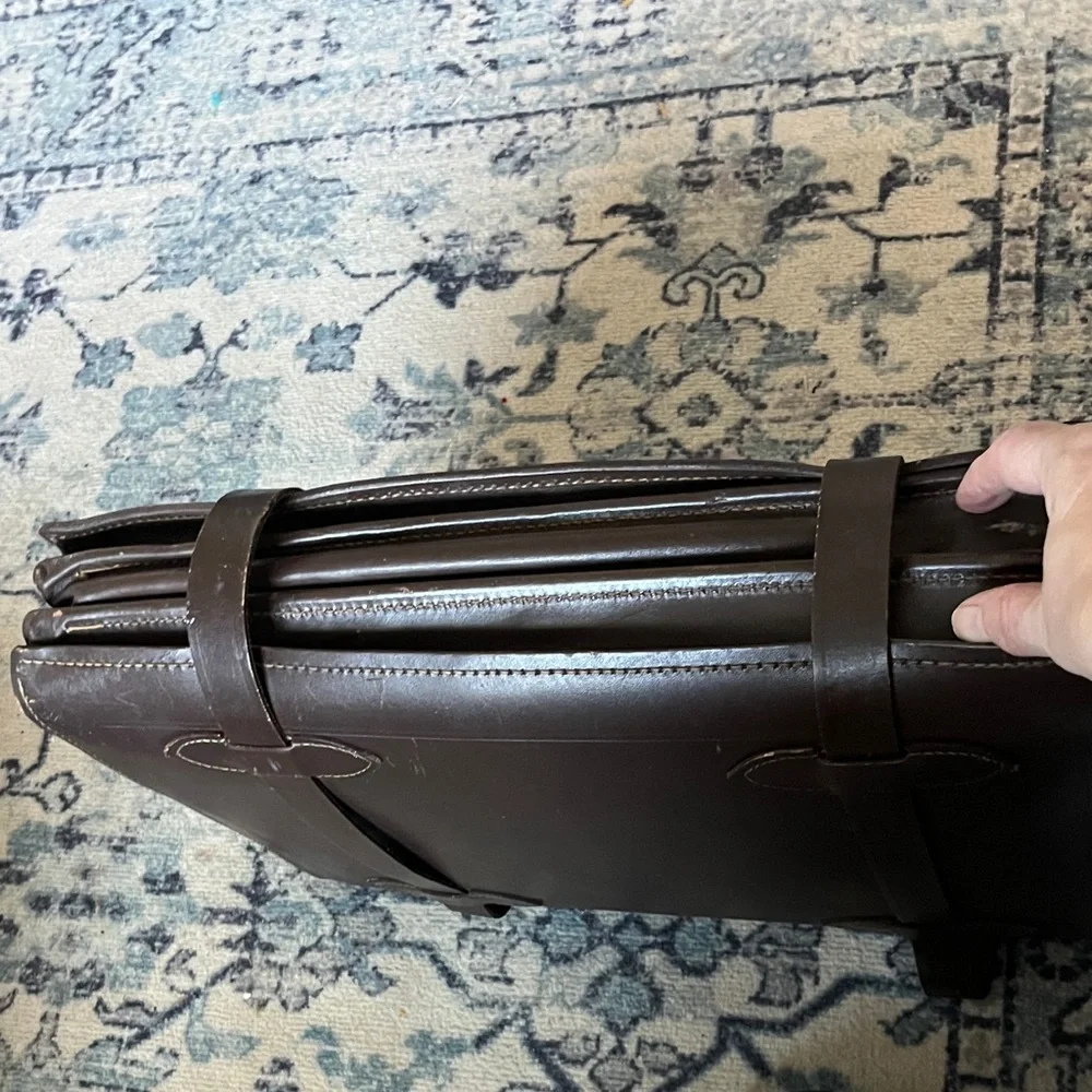 Vintage WW 11 US Army Issue Type V 297 -1507 V Classic Leather Briefcase UNISEX